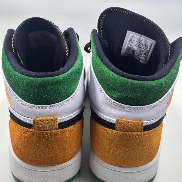 AIR JORDAN 1 MID SE - Picture 5 of 6